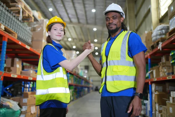 Two Workers Large Warehouse Checking Parcels — Stock Photo, Image