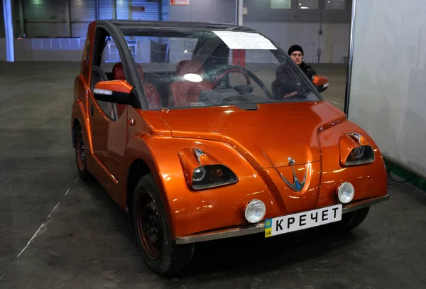 Krechet Plug Ukraine Sergisinde Yapımı Elektrikli Araba Sergiledi Mart 2018 — Stok fotoğraf