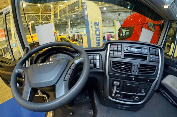 Interior Caminhão Pesado Moderno Iveco Assento Roda Painel Exposição Transukraine — Fotografia de Stock