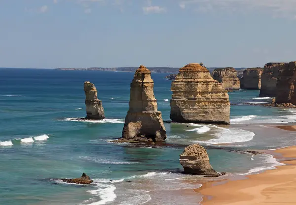 12人の使徒 ポートキャンベル国立公園の海岸の石灰岩の集まり オーストラリア ビクトリアのグレートオーシャンロード — ストック写真