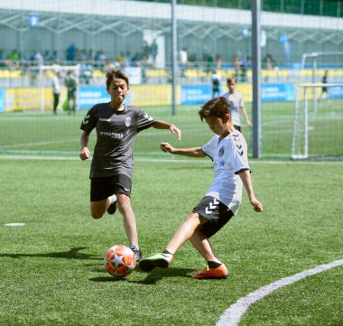 Futbolcu saldırıyor, antrenman yapıyor. 11 Ekim 2019 Kiev Ukrayna