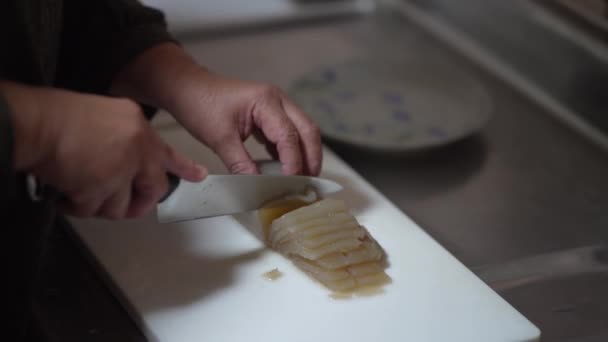 Woman Cutting Handmade Konjac — 비디오