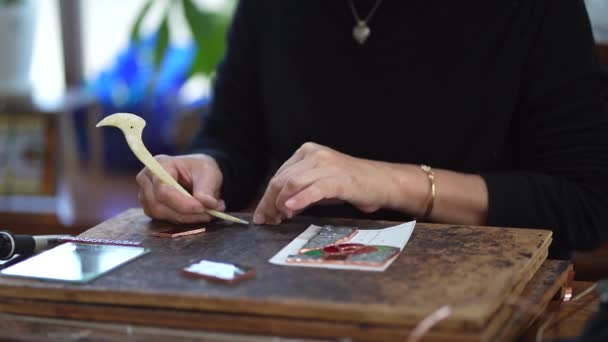 Woman Making Stained Glass Mirror — Stok video