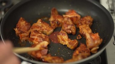 Kızarmış tonik nasıl yapılır?