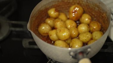 Haşlanmış yeni patates nasıl yapılır?