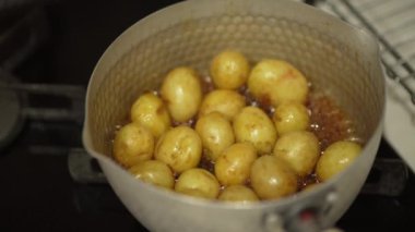 Haşlanmış yeni patates nasıl yapılır?