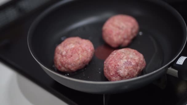 การปร งอาหารแฮมเบอร เกอร — วีดีโอสต็อก