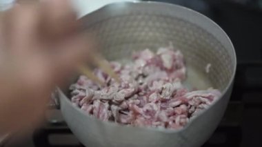 Nikujaga nasıl yapılır?