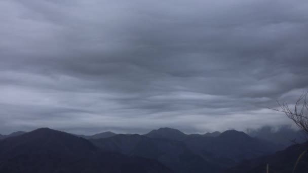 Fließende Wolken Zeitraffer — Stockvideo