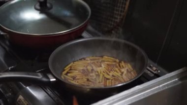 Nasıl tereyağı tsukudani yapılır?