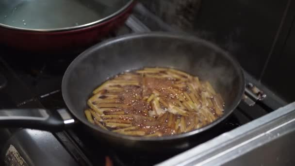 Jak Zrobić Butterbur Tsukudani — Wideo stockowe