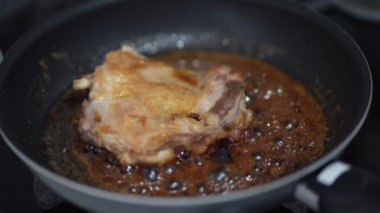 Teriyaki soslu tavuk nasıl yapılır?