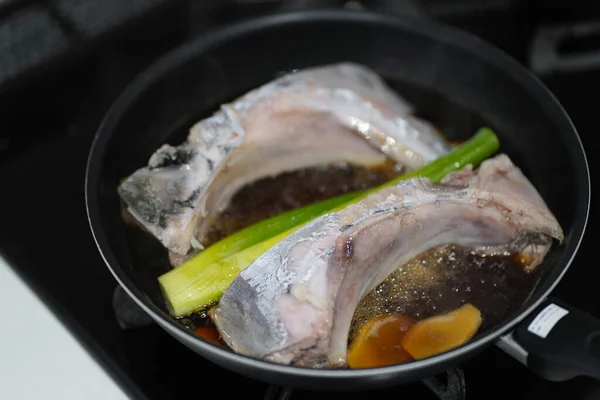 How Make Stew Tuna Fish — Stock Photo, Image