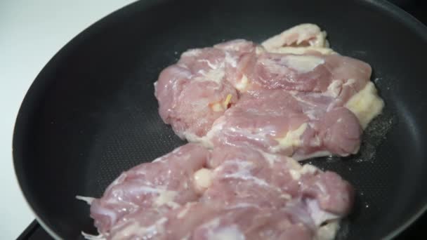 Hogyan Grillezzünk Csirkemellet — Stock videók