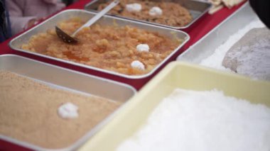 Taze mochi 'ye yeni malzemeler ekliyorum.