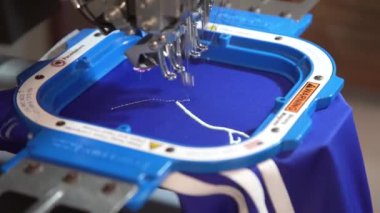 Elektrikli nakış makinesiyle nasıl nakış işlenir?