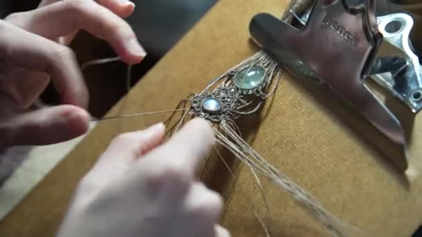 Image Woman Knitting Macrame — Stock Video