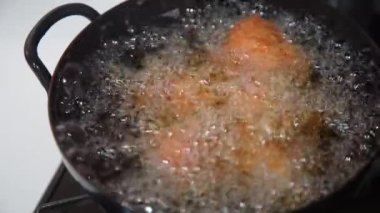 Kızarmış tavuk nasıl pişirilir?