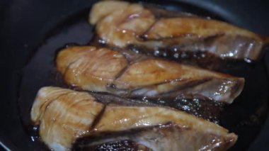 Teriyaki sarıkuyruğu nasıl yapılır?