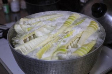 Bambu filizlerindeki acı nasıl giderilir?