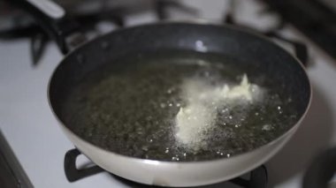 Kızarmış tarana tomurcukları tempura