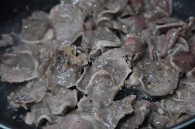 Domuz diliyle nasıl ızgara yapılır?