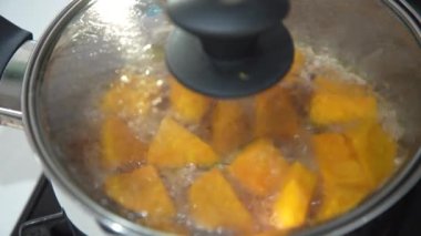 Nasıl haşlanmış balkabağı yapılır?