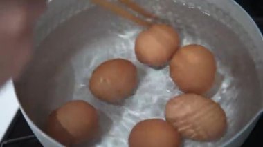 Haşlanmış yumurta nasıl yapılır?