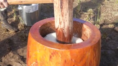 Mochi 'ye vurmanın görüntüsü