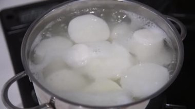 Turpun nasıl kaynatılacağını gösteren görüntü