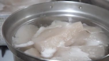 Konnyaku 'nun nasıl oluştuğunun resmi