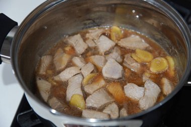 Pişirilmiş bonito nasıl yapılır görüntüsü