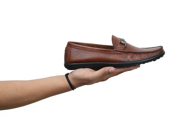 Tan Läder Loafer Håller Man Hand — Stockfoto
