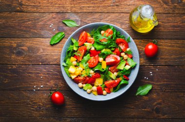 Vegetable Salad, Vegetarian Salad with Chickpeas, Avocado, Bell Pepper, Spinach, Cherry Tomatoes in a Bowl, Healthy Eating