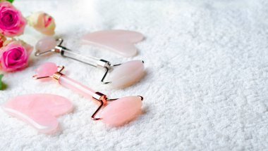 Rose Quartz Roller and Gua Sha Tool, Facial Lifting Scraping Massage Treatment