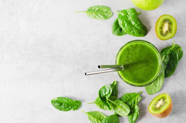 Grüner Smoothie Erfrischender Spinat Kiwi Apfelgetränk Gesundes Essen Detox Veganes — Stockfoto