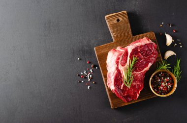 Çiğ Biftek Organik Et, Karanlık Arkaplan, Biftek Biftek