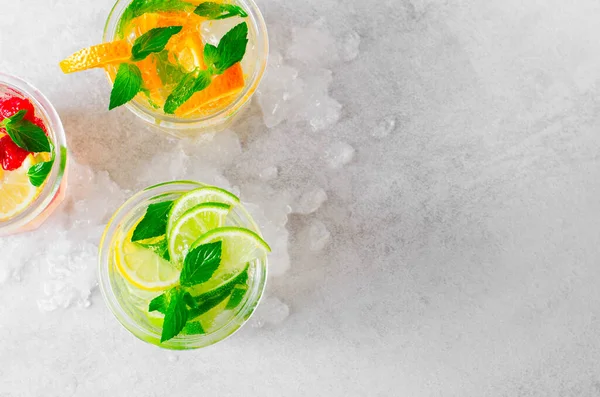 Summer Drinks Set Fruit Citrus Berry Refreshing Lemonades Cocktails Bright — Stock Photo, Image
