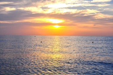 Kızıl Deniz 'de turuncu gün batımı, Mısır