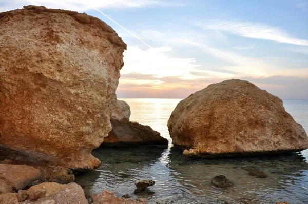 Kızıl Deniz 'de turuncu gün batımı, Mısır