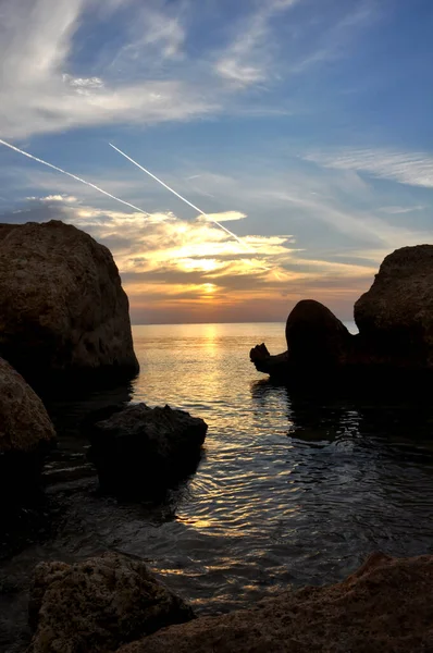 Kızıl Deniz 'de turuncu gün batımı, Mısır