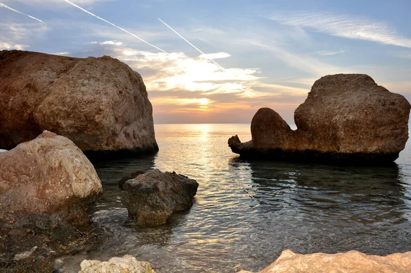 Kızıl Deniz 'de turuncu gün batımı, Mısır