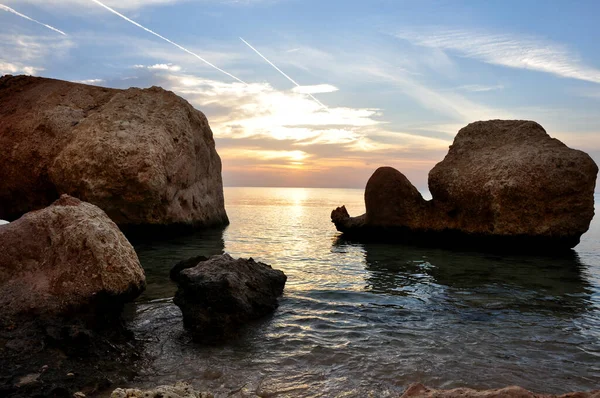 Kızıl Deniz 'de turuncu gün batımı, Mısır