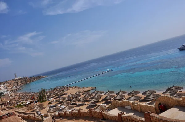 Mısırlı otelin renkli toprakları. Şeyh Sharm