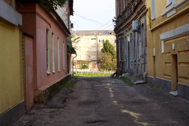 Kharkiv yolu nehre çıkıyor.