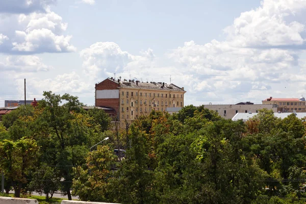 Όμορφη Θέα Του Κέντρου Του Kharkov Καλοκαίρι — Φωτογραφία Αρχείου