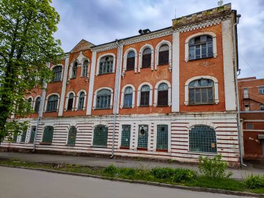 Poltava 'nın merkezindeki eski bina.