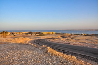 Mısır Çölü 'nden Kızıl Deniz manzarası