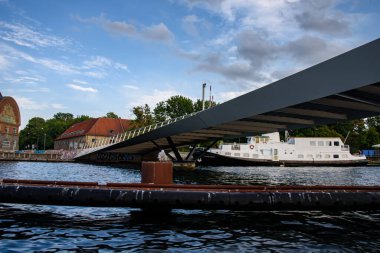 Kopenhag, Danimarka 'da nehir üzerindeki köprü.