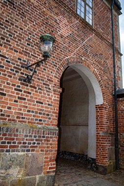 Frederiksborg Kalesi, Danimarka 'nın Hillerod kentindeki Danimarka krallarının merkezi.